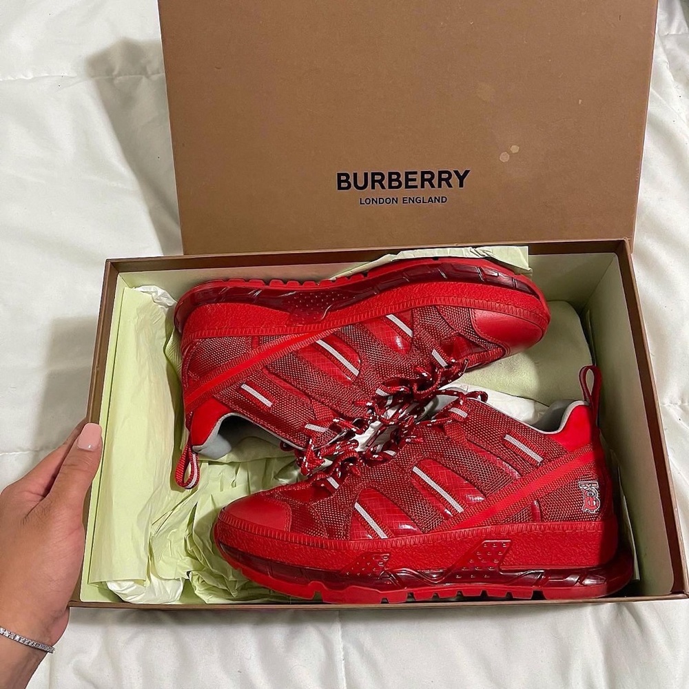 Burberry sneakers